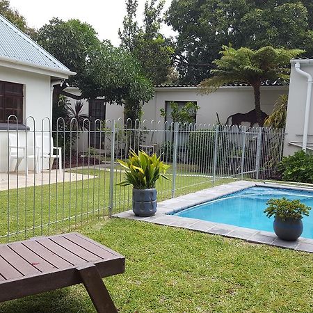39 On Nile Guest House Port Elizabeth Esterno foto